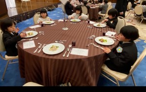 お食事会がありました（５歳児さくら組）