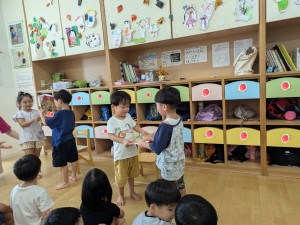 ９月のお誕生会がありました（３、４、５歳児）