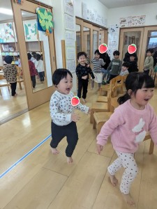 ２月のお誕生会がありました（３、４、５歳児）