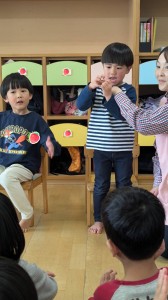 ３月のお誕生会がありました（３、４、５歳児クラス）