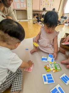 ８月のお誕生会がありました（０・１・２歳児）