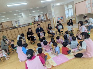９月のお誕生会がありました（０．１．２歳児）