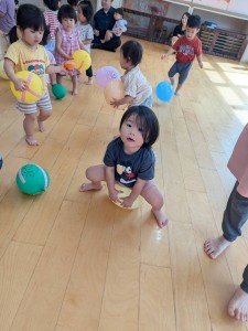 ９月のお誕生会がありました（０．１．２歳児）