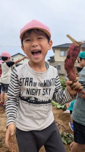 さつまいも掘りをしました