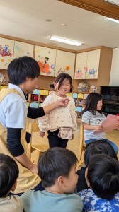 １１月のお誕生会がありました（３・４・５歳児）