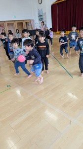 １２月のお誕生会がありました（３・４・５歳児）