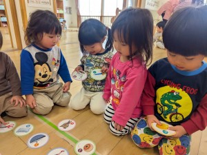 誕生会がありました（０・１・２歳児）