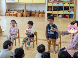 誕生会がありました（０・１・２歳児）