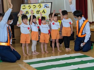 春の交通安全指導がありました！！