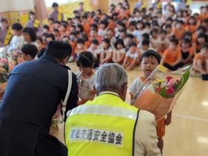 春の交通安全指導がありました！！