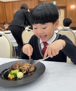 お食事会がありました！！