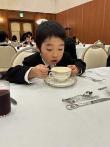 お食事会がありました！！