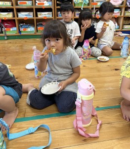 クッキングをしました🥄（３歳児💛すみれぐみ）